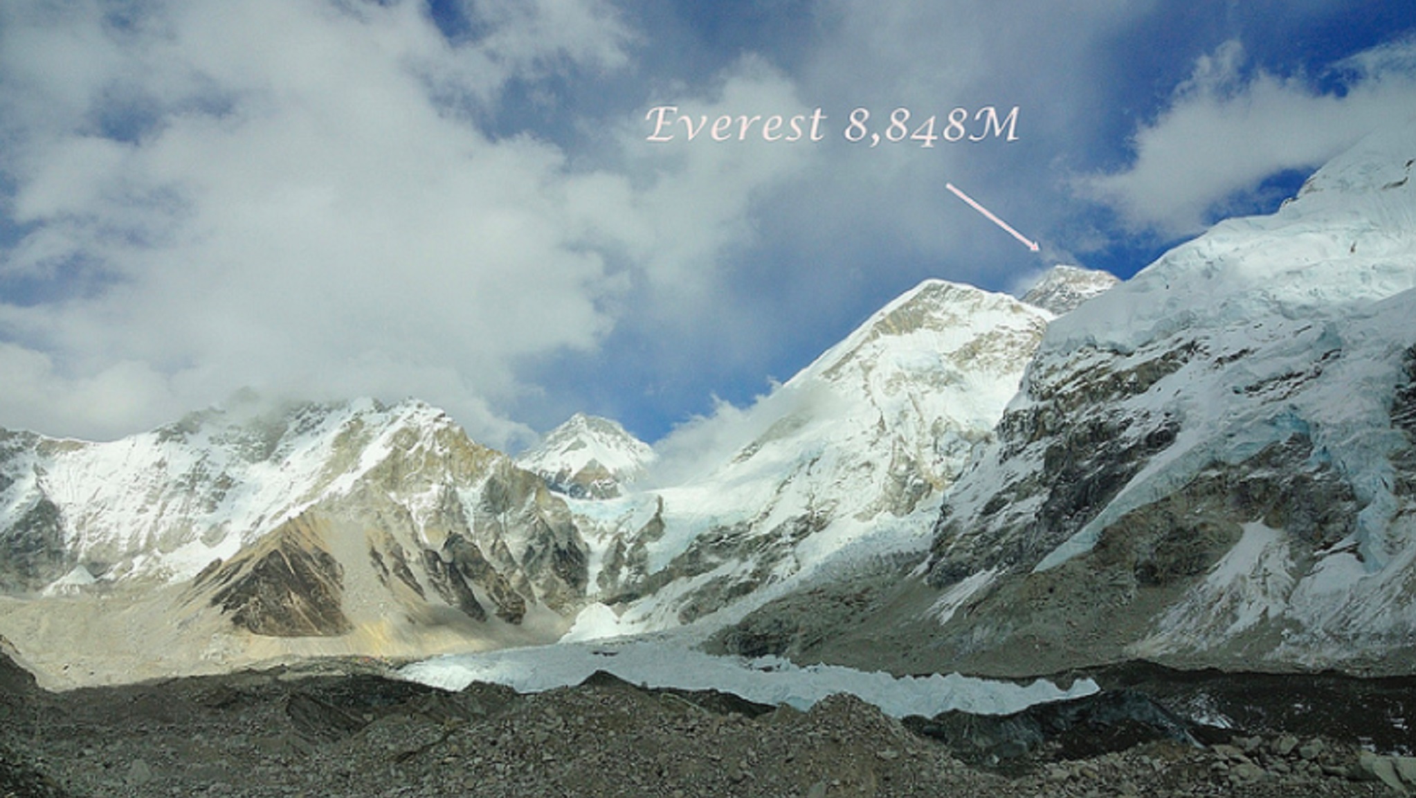 DAY9 Lobuche-Gorrak Shep5140m- EBC5364m-Gorrak Shep5140m(健⾏約8hr)