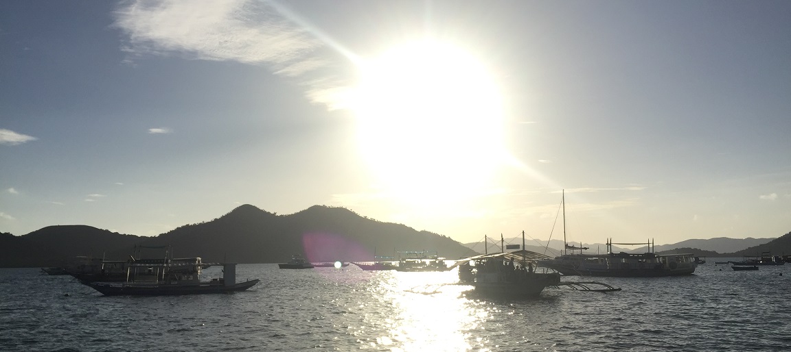 D1 台灣出發，前往馬尼拉/克拉克機場，轉機抵達科隆島